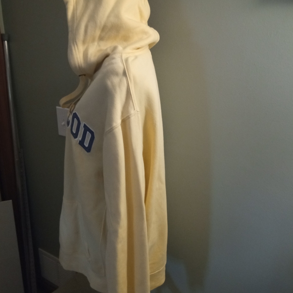 Great Whale. Woman's Large Cape Cod Mass Yellow Hoodie - Picture 6 of 12